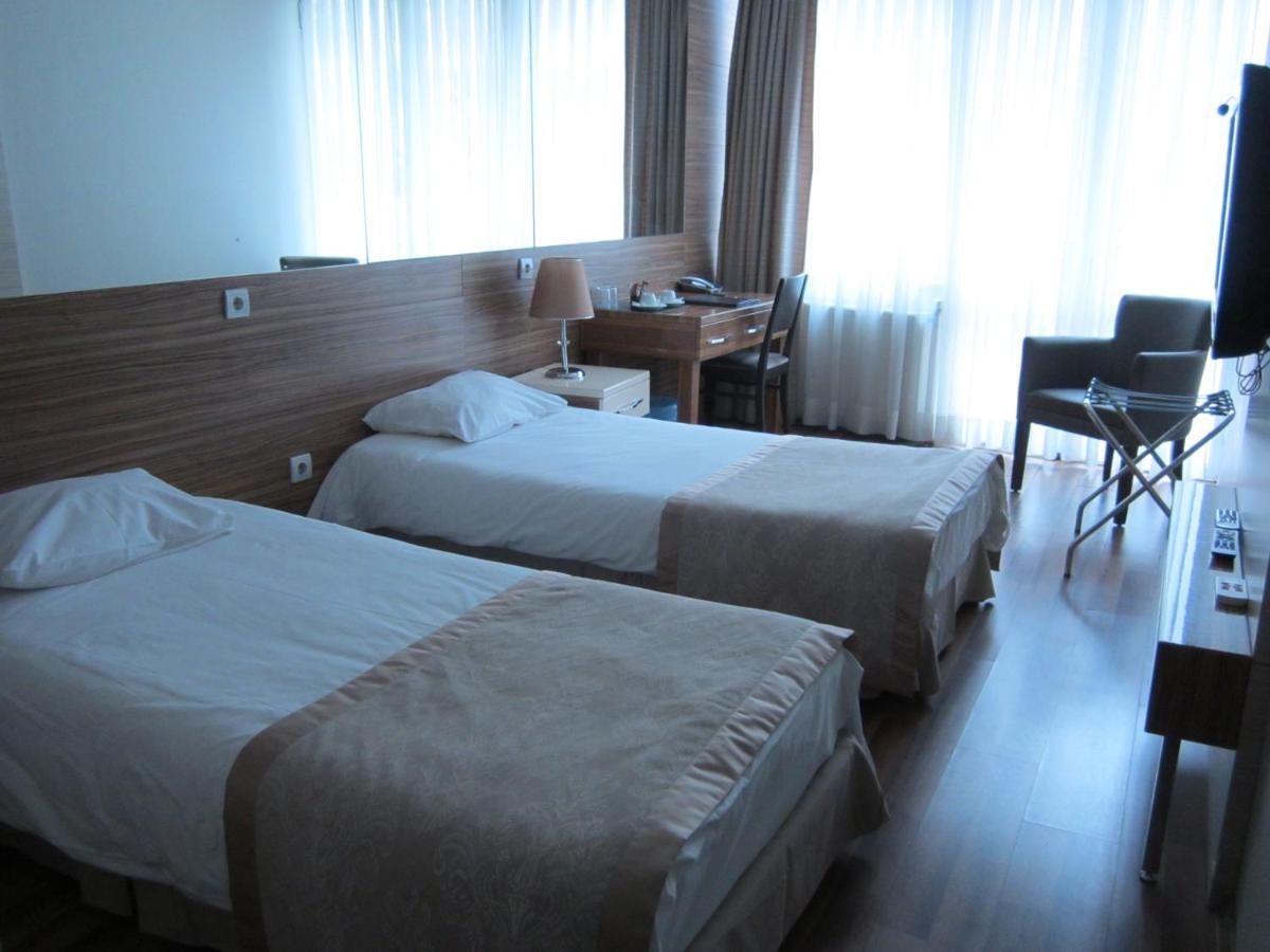Derpa Suite Hotel Истанбул Екстериор снимка