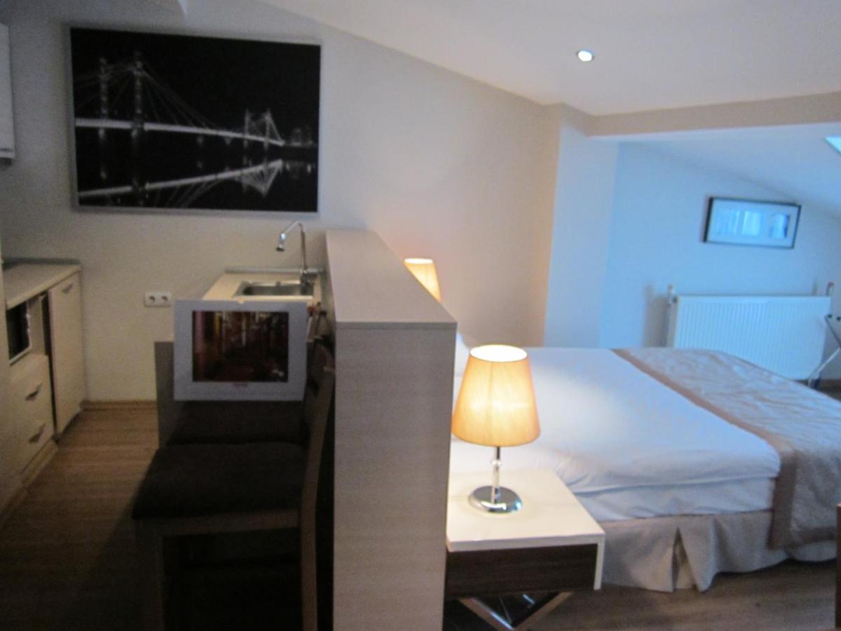 Derpa Suite Hotel Истанбул Екстериор снимка