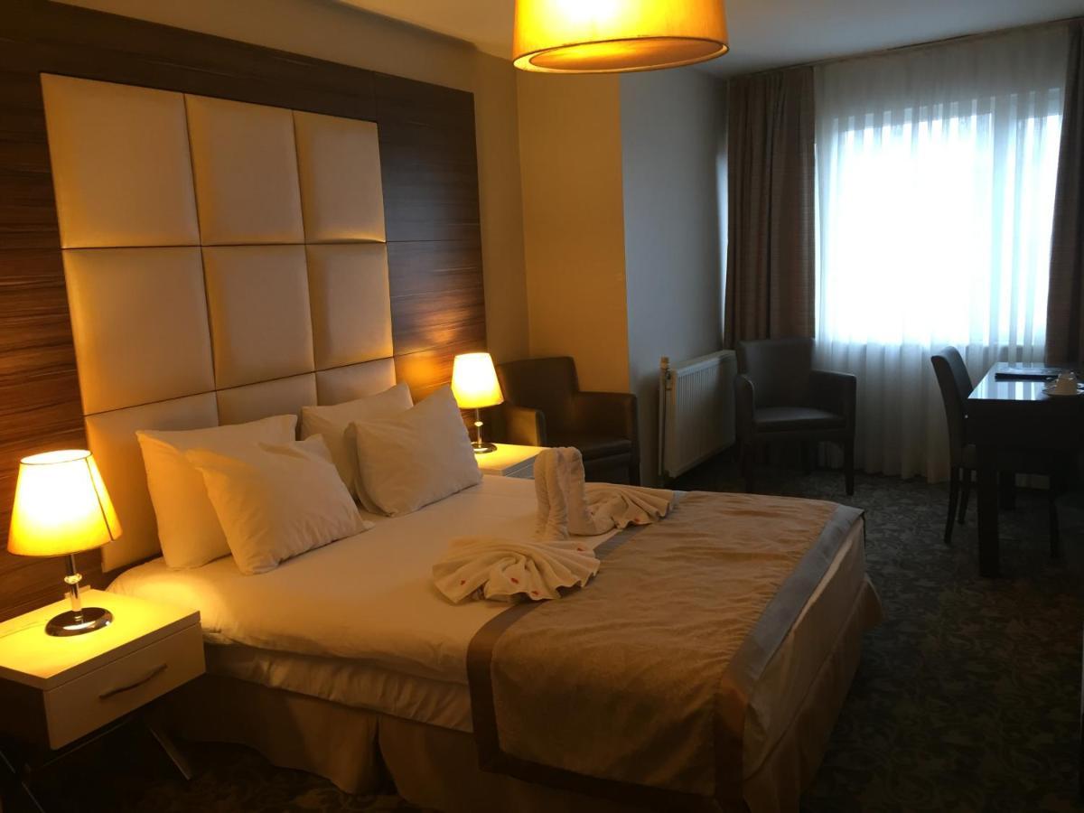 Derpa Suite Hotel Истанбул Екстериор снимка