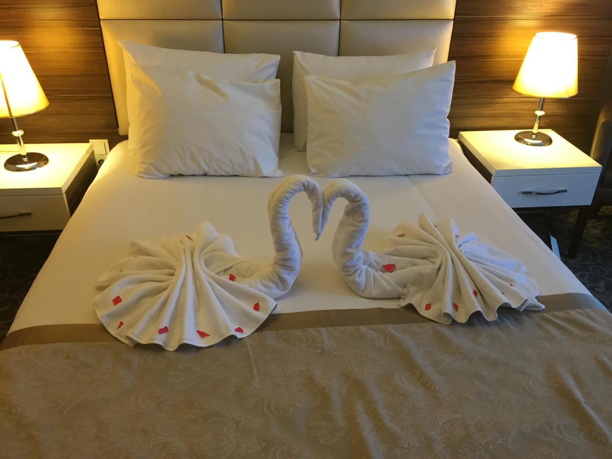 Derpa Suite Hotel Истанбул Екстериор снимка